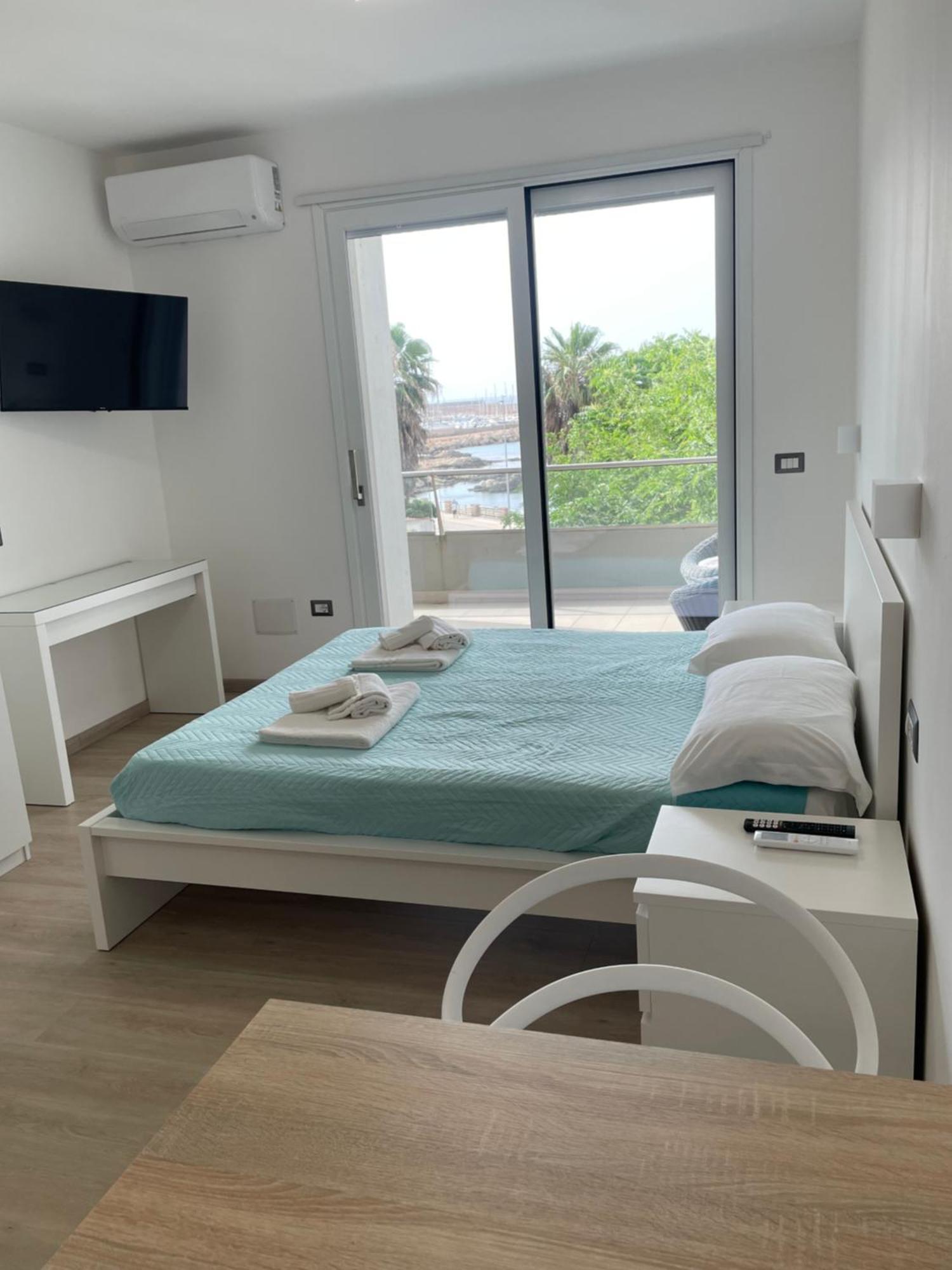 Casa Vacanza Acquamarina Porto Torres Exterior photo